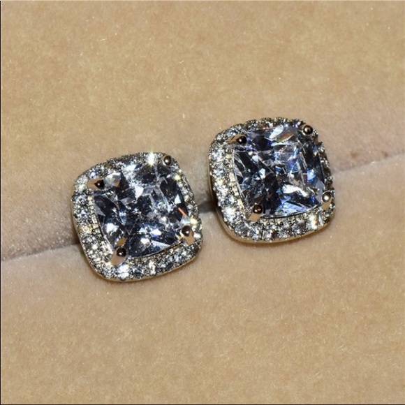 🌹💯💛PRECIOUS 2ct White S 18k Gf Gorgeous Studs🌹 - Picture 6 of 6